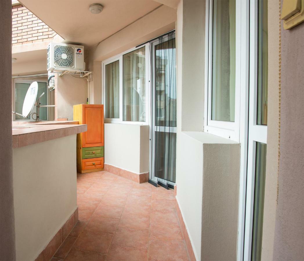 Glorious - 2-Bedroom Apartment Near Youth Hill By Flat Mаnager Plovdiv Exterior foto
